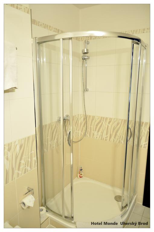 Hotel Monde Uherský Brod Екстериор снимка